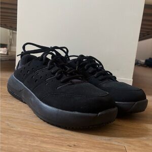 Women’s 11 Croc Lite Shoes